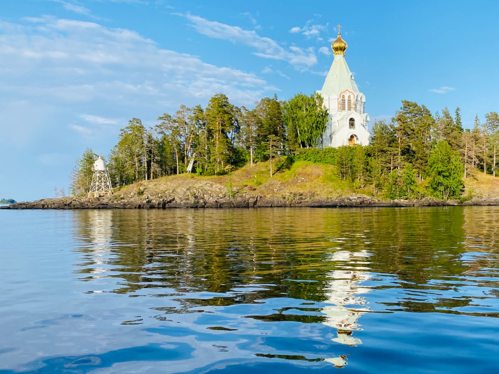 Храм
