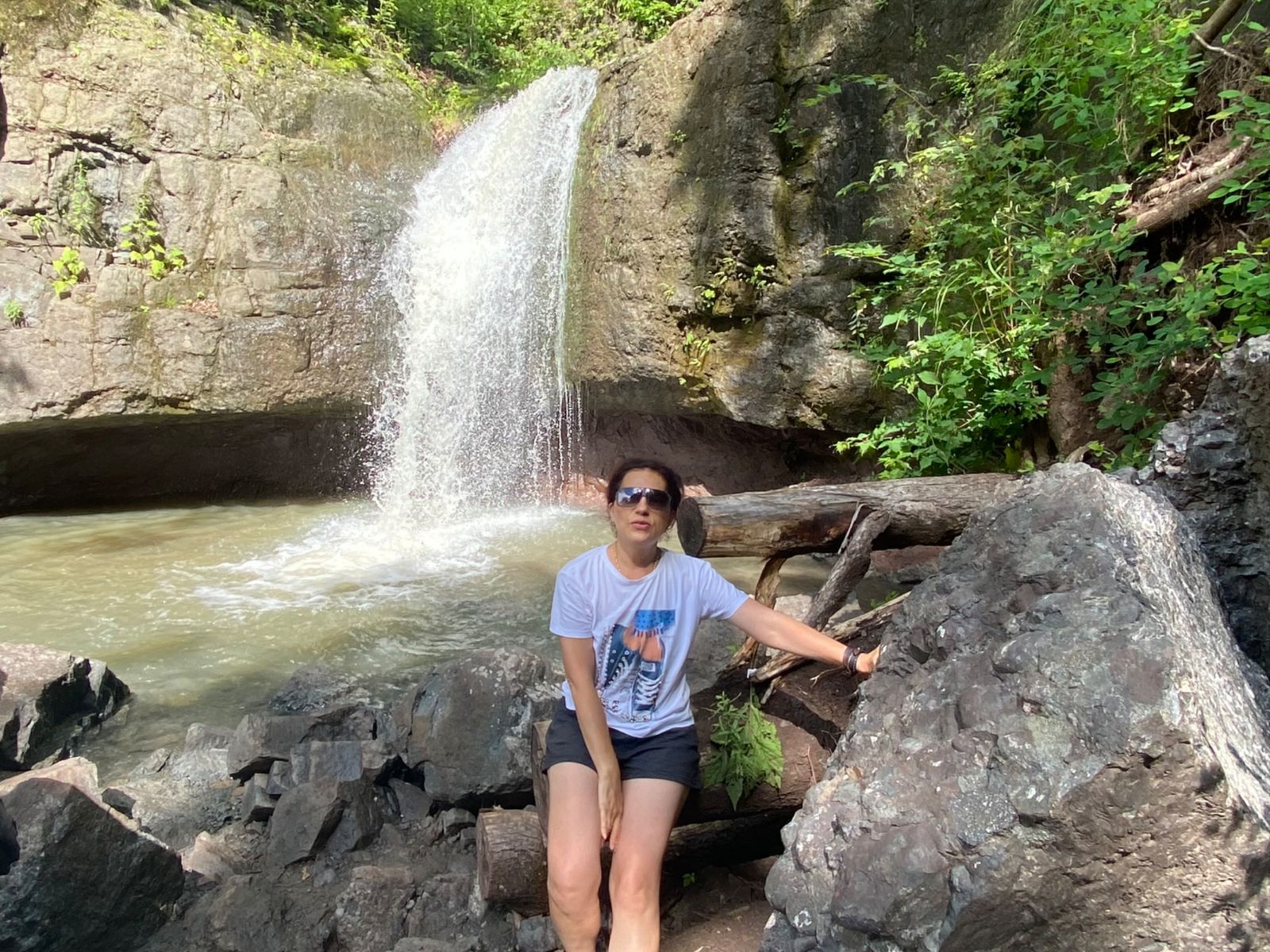 Один из водопадов