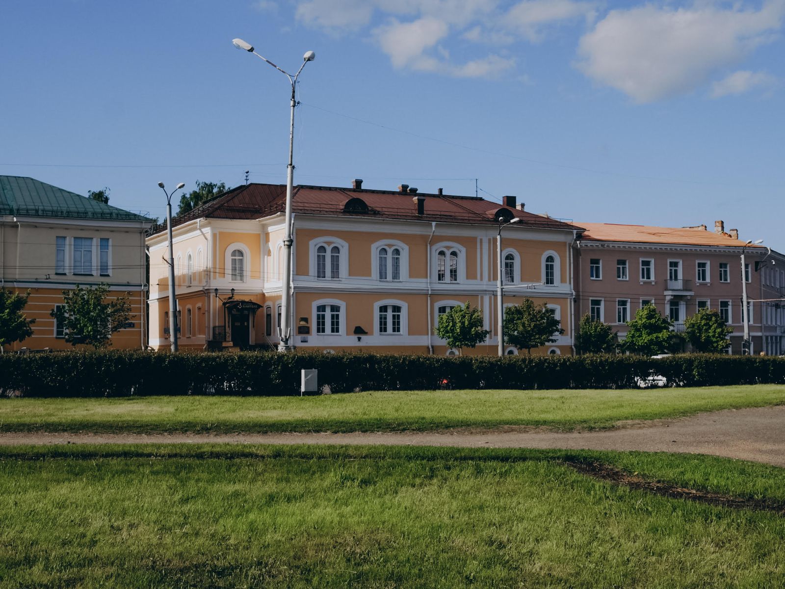 Площадь Кирова. Дом Кантеле