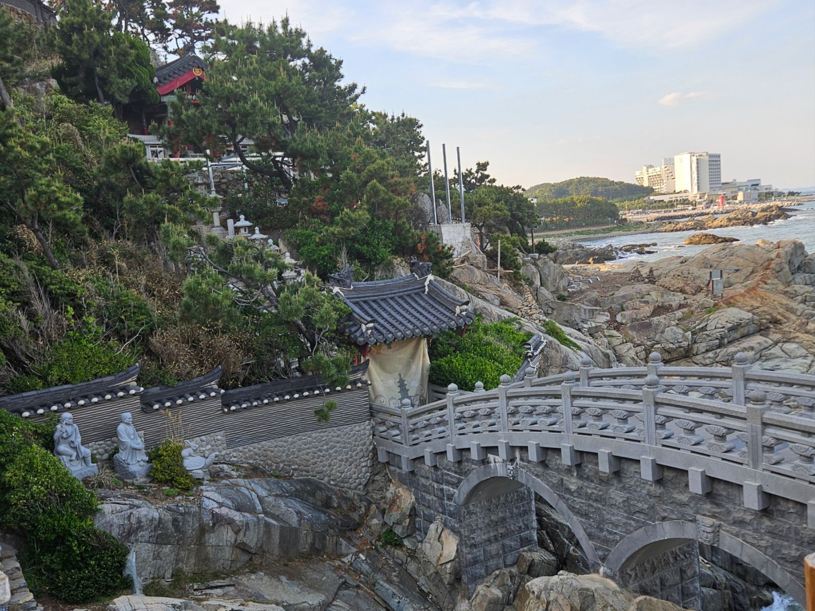 Храм Haedong Yonggungsa 