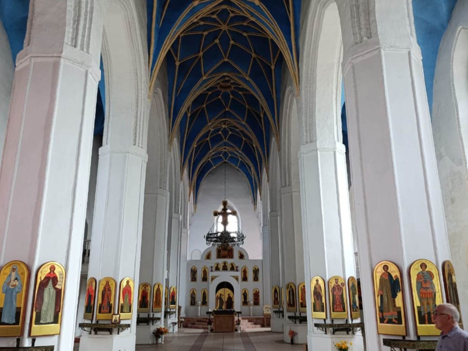 Внутри храма Св. Георгия