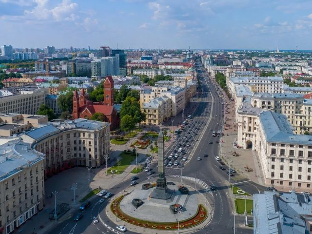 Обзорная пешеходная экскурсия по Минску