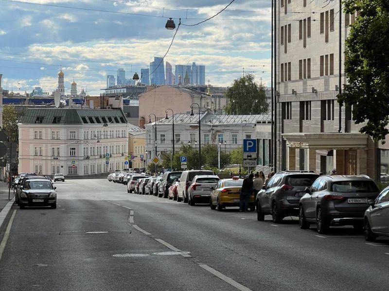Тематическая пешая экскурсия "Москва кабацкая" - индивидуальная экскурсия в Москве пешком длительностью 1.5 часа с количеством участников до 6 человек цена экскурсии 6500₽