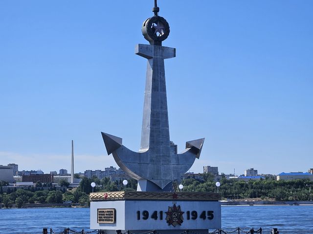 Обзорная прогулка на яхте по Волге: новые ракурсы Волгограда — фото 3