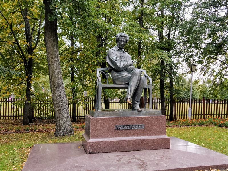 Экскурсия из Нижнего Новгорода "Большого Болдино сезоны" - индивидуальная экскурсия в Нижнем Новгороде на машине гида длительностью 12 часов с количеством участников до 4 человек цена экскурсии 27000₽