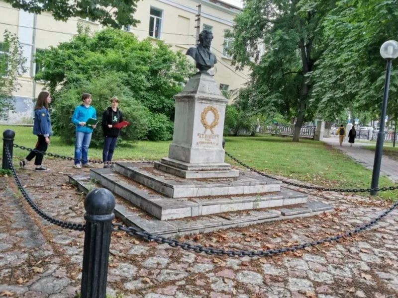 Индивидуальная пешеходная экскурсия «Тайны Тулы» - индивидуальная экскурсия в Туле пешком длительностью 2 часа с количеством участников до 5 человек цена экскурсии 6700₽