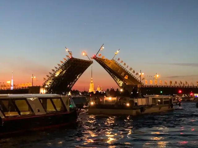 Автомобильная экскурсия по ночному Петербургу и развод мостов — фото 3