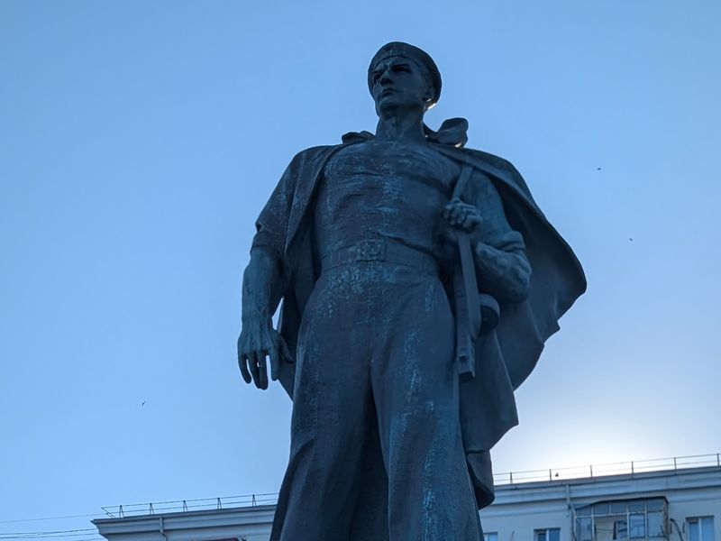 Памятник Неизвестному матросу
