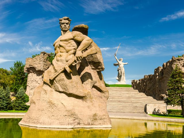 Автобусная обзорная экскурсия с посещением Мамаева кургана — фото 2