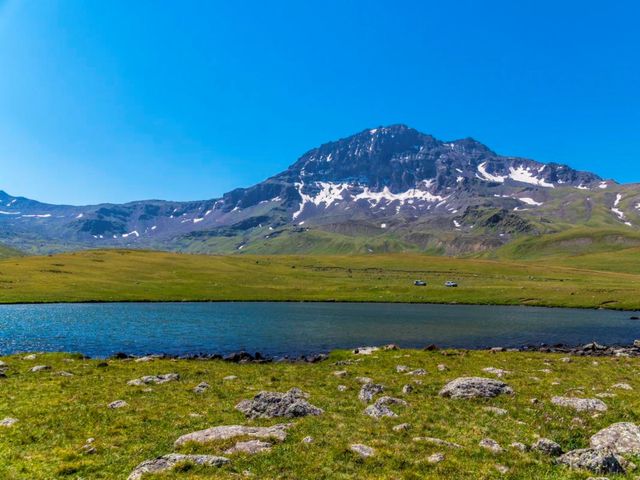 Армения после заката: экскурсия среди гор, огня и звёзд — фото 3