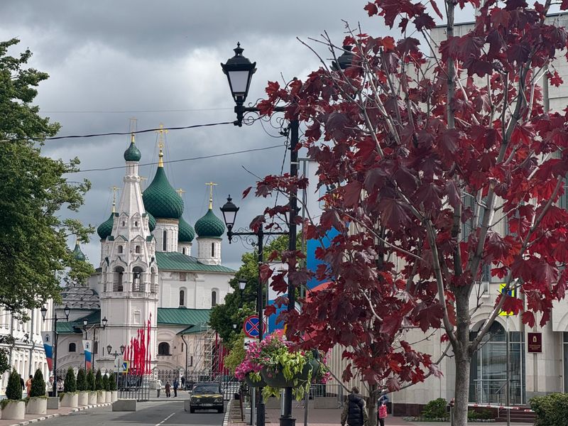 Групповая экскурсия выходного дня по Ярославлю - групповая экскурсия в Ярославле пешком длительностью 2 часа с количеством участников до 10 человек цена экскурсии 1334₽
