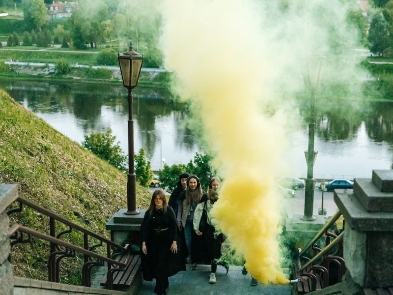 Театрализованная вечерняя экскурсия по Гродно в группе - групповая экскурсия в Гродно пешком длительностью 1.5 часа с количеством участников более 20 человек цена экскурсии 2450₽