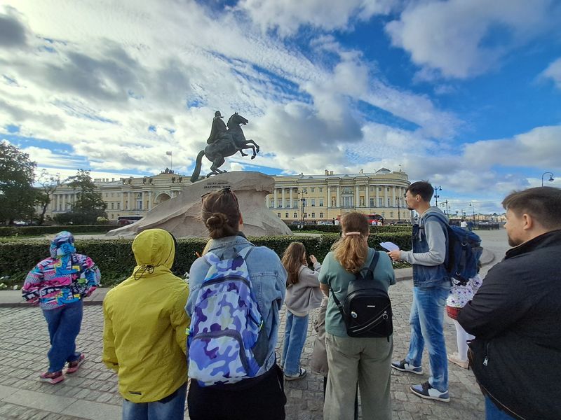 Индивидуальный квест для детей "В поисках Адмиралтейского канала" - индивидуальная экскурсия в Санкт-Петербурге пешком длительностью 1 час с количеством участников до 8 человек цена экскурсии 4000₽