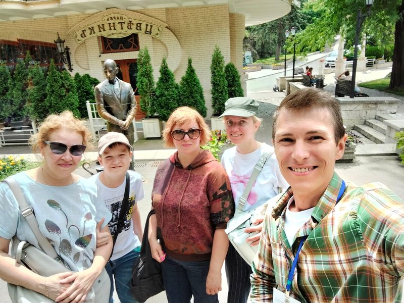 На экскурсия в парке Цветник