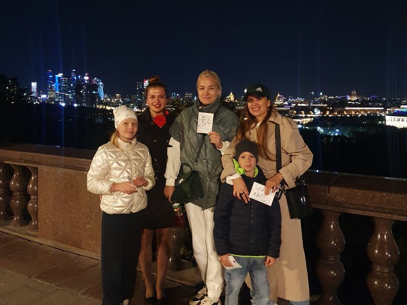 Экскурсия-квест "Воробьёвы горы и Лужники: навстречу ветру" - индивидуальная экскурсия в Москве пешком длительностью 1.5 часа с количеством участников до 6 человек цена экскурсии 7900₽