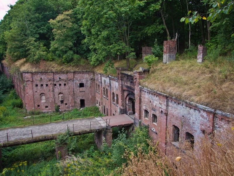 Экскурсия из Калининграда на Куршскую косу и в замок Шаакен - индивидуальная экскурсия в Калининграде на машине гида длительностью 6 часов с количеством участников до 4 человек цена экскурсии 14500₽