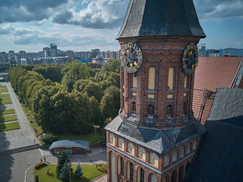 В историческом "сердце" Кёнигсберга - индивидуальная экскурсия в Калининграде пешком длительностью 1.5 часа с количеством участников до 7 человек цена экскурсии 16000₽