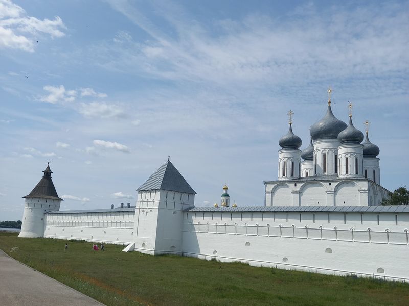 Экскурсия в Макарьевский монастырь на Волге из Нижнего Новгорода - индивидуальная экскурсия в Нижнем Новгороде на машине гида длительностью 7 часов с количеством участников до 2 человек цена экскурсии 20000₽