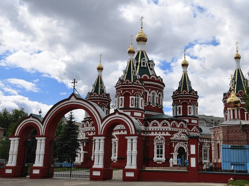 Тематическая обзорная экскурсия по православному Волгограду - индивидуальная экскурсия в Волгограде на машине гида длительностью 2.5 часа с количеством участников до 6 человек цена экскурсии 5000₽