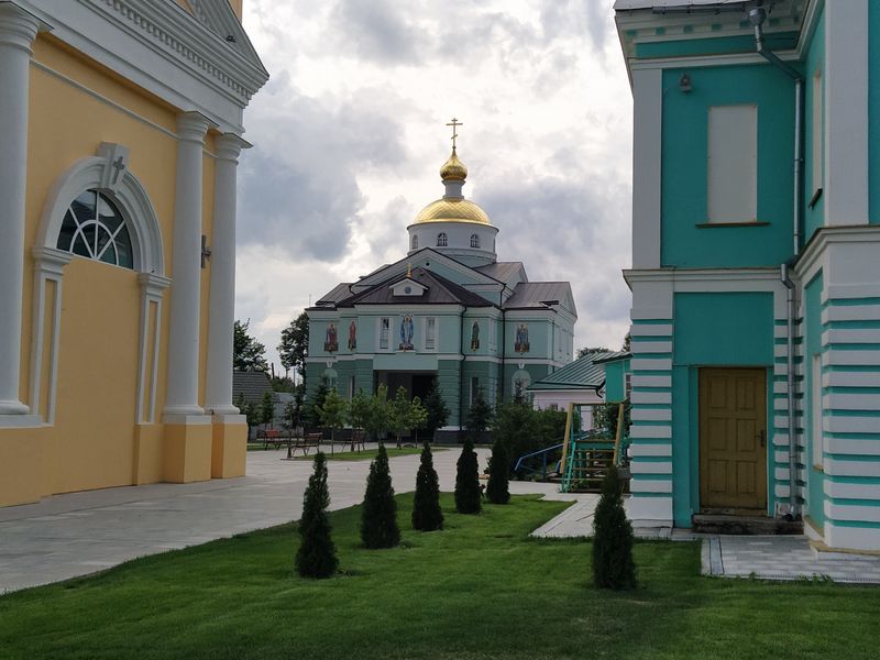 Храм