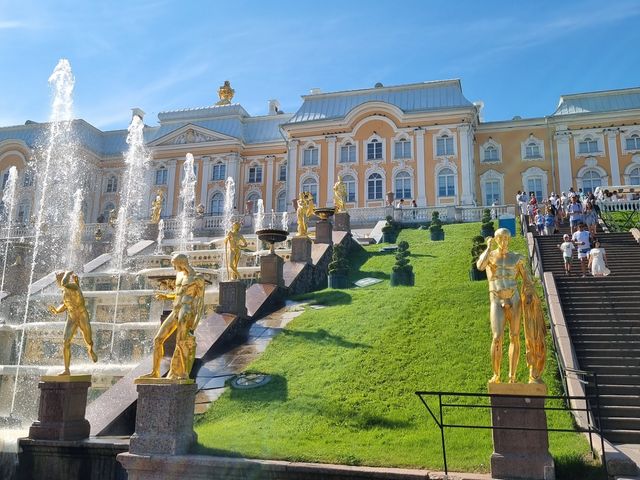 Индивидуальная экскурсия из Санкт-Петербурга в Пушкин и Петергоф — фото 2