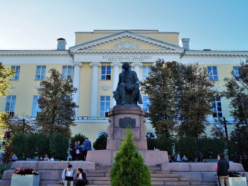 В поисках кода сейфа: исторический квест в центре Москвы - индивидуальная экскурсия в Москве пешком длительностью 3 часа с количеством участников до 20 человек со скидкой 5% цена экскурсии 6270₽