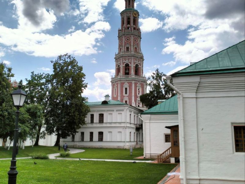 Экскурсия по Новодевичьему монастырю