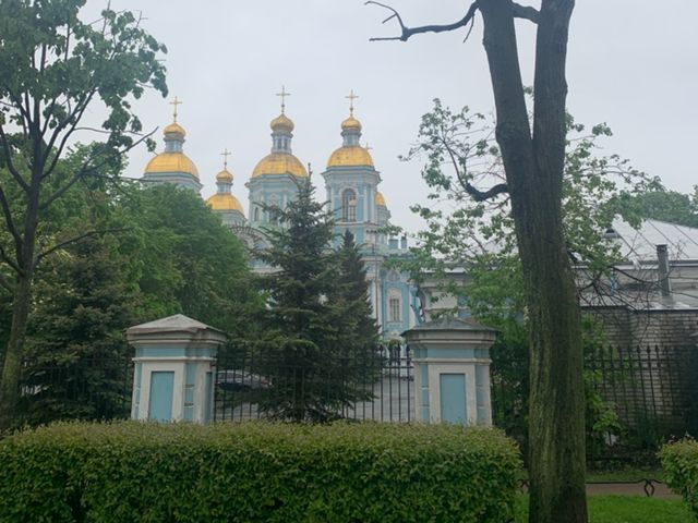 Экскурсия по красотам Петербурга на ретроавтомобиле
