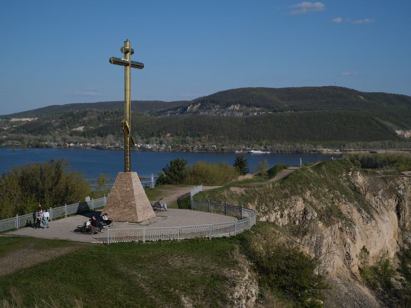 Царёв курган и волжские панорамы — экскурсия из Самары - индивидуальная экскурсия в Самаре на машине гида длительностью 4 часа с количеством участников до 4 человек со скидкой 10% цена экскурсии 10440₽