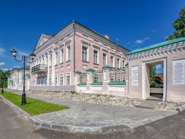 Экскурсия по улочкам до Городской резиденции Деда Мороза — фото 2