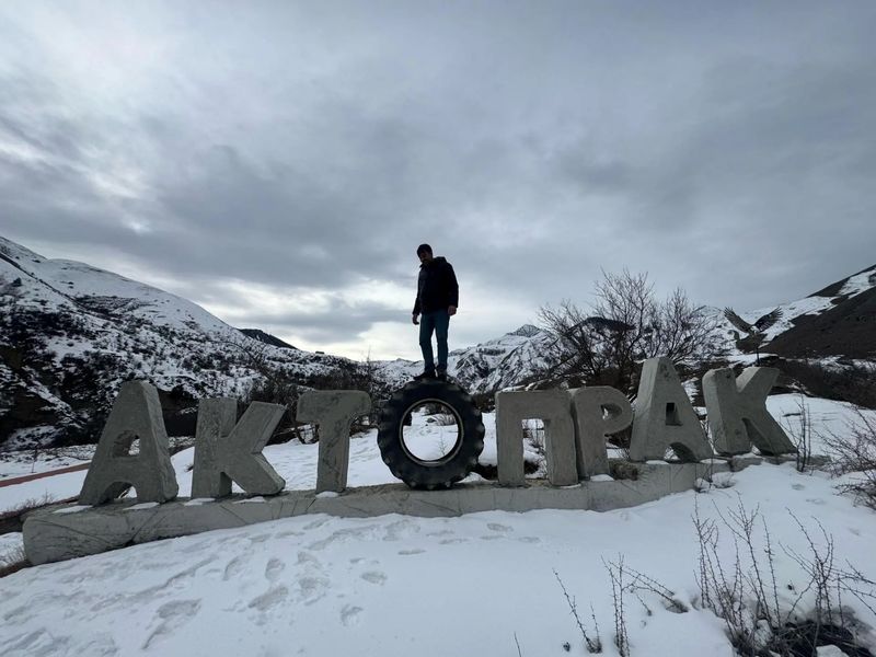 Экскурсия на высоте 2000 м: Актопрак, водопады и озеро на закате - групповая экскурсия в Пятигорске на машине гида длительностью 10 часов с количеством участников до 7 человек цена экскурсии 4200₽