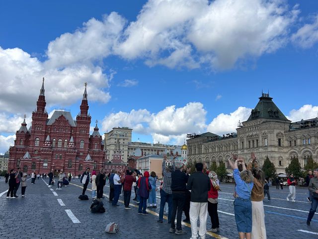 Экскурсия вдоль древних стен Кремля: загадочное путешествие — фото 2