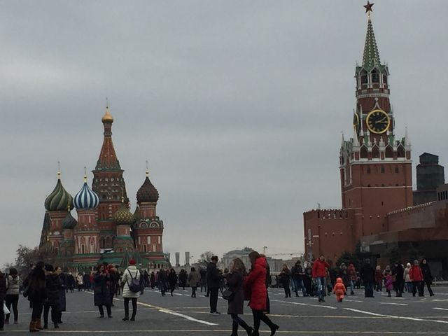 Экскурсия вдоль древних стен Кремля: загадочное путешествие — фото 3